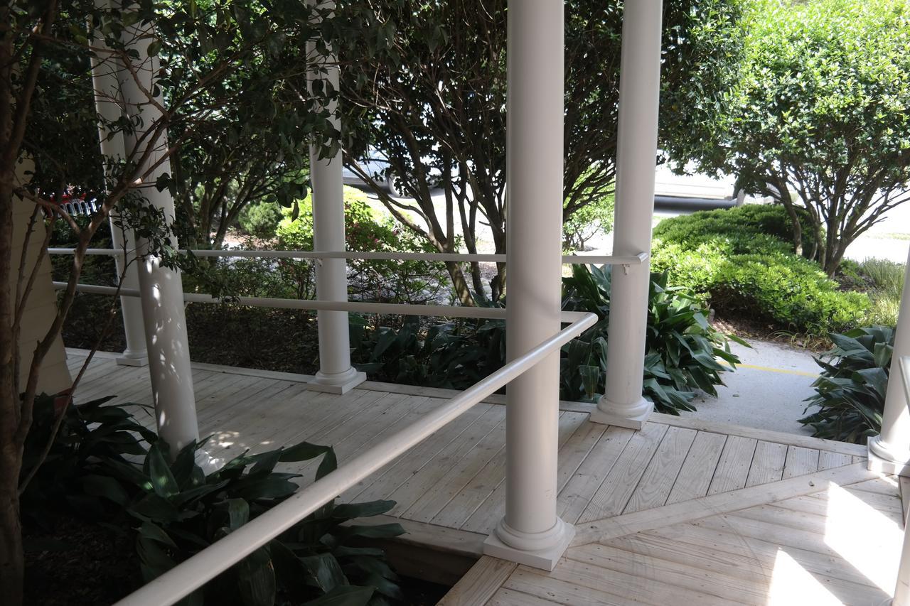 Beach Spa Bed & Breakfast เวอร์จิเนียบีช ภายนอก รูปภาพ