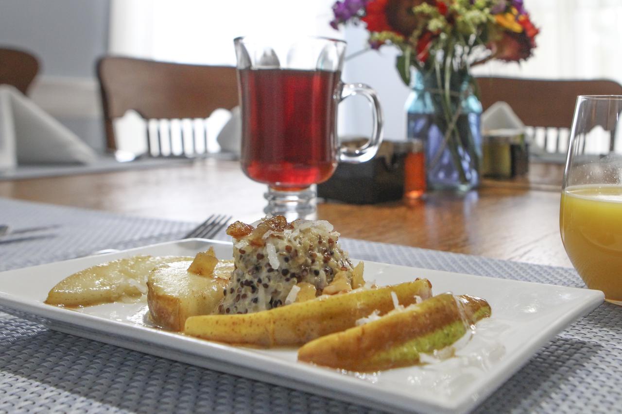 Beach Spa Bed & Breakfast เวอร์จิเนียบีช ภายนอก รูปภาพ