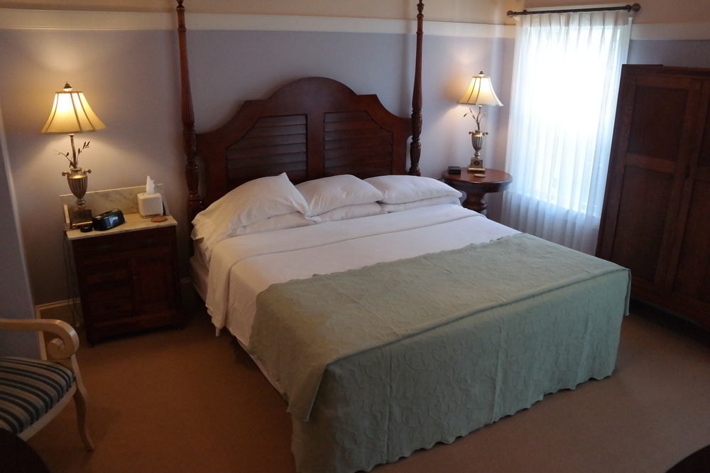 Beach Spa Bed & Breakfast เวอร์จิเนียบีช ภายนอก รูปภาพ