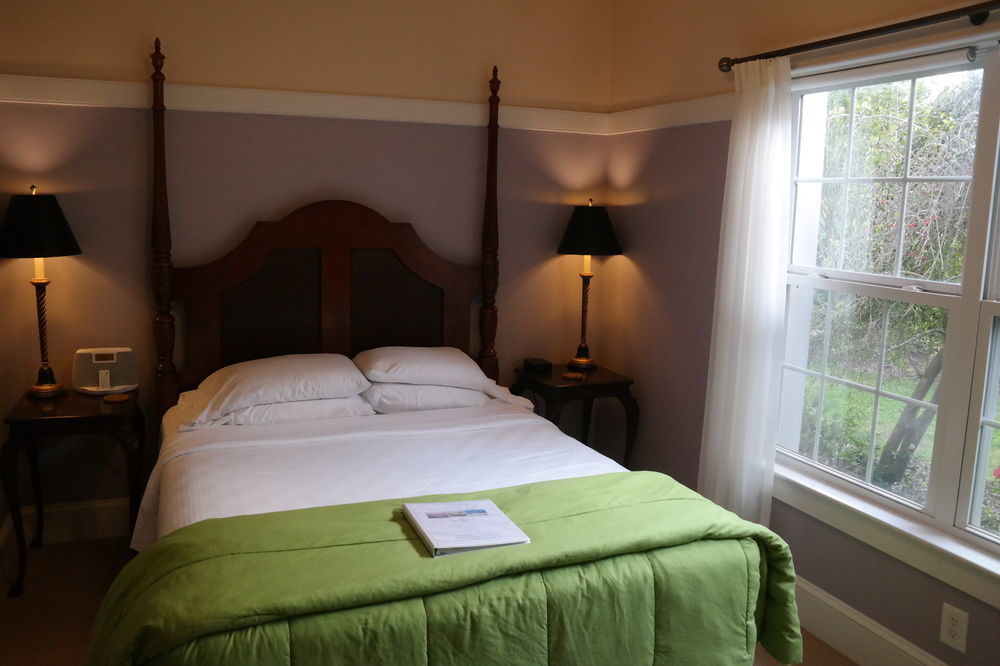 Beach Spa Bed & Breakfast เวอร์จิเนียบีช ภายนอก รูปภาพ