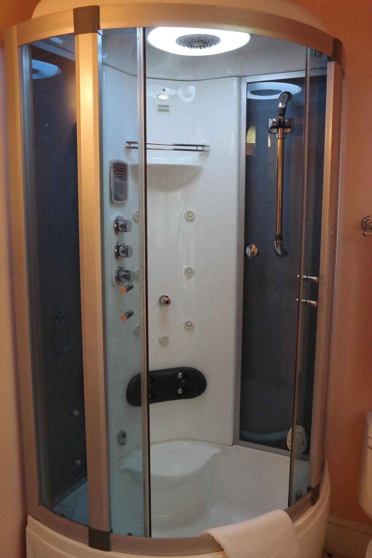 Beach Spa Bed & Breakfast เวอร์จิเนียบีช ภายนอก รูปภาพ